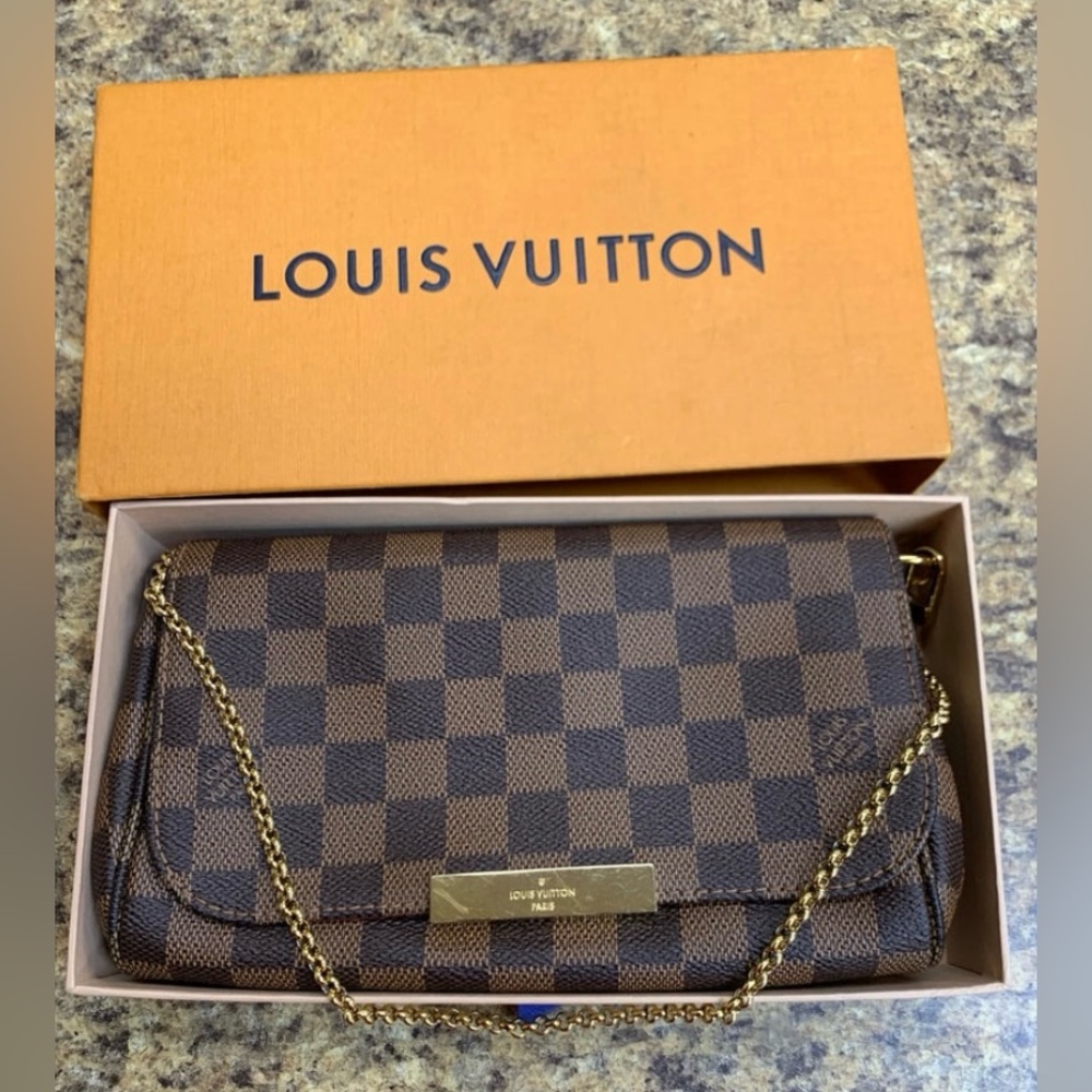 🔥🔥🔥Authentic Louis Vuitton Damier Ebene Favorite PM Shoulder Bag